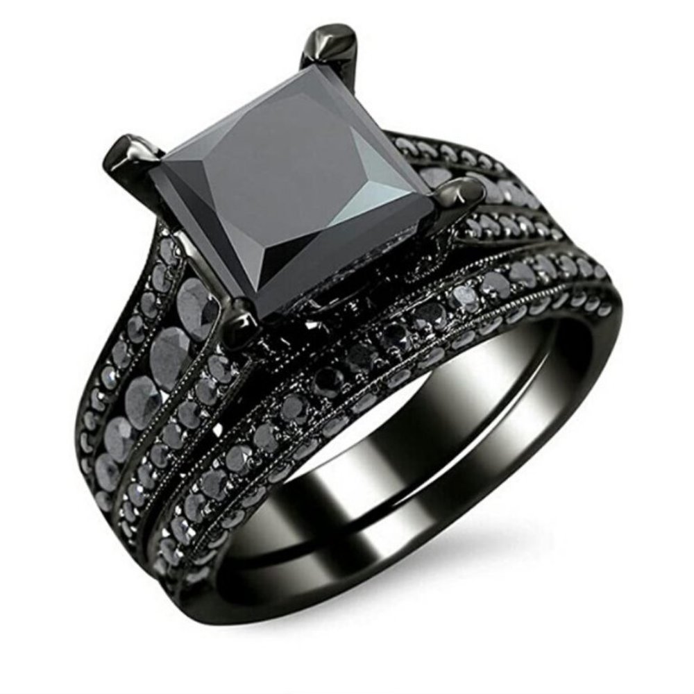 *NEW Princess Cut Black Sapphire 925 Silver Ring